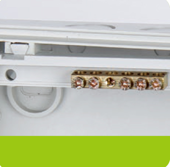 Caja de distribución eléctrica económica serie HK